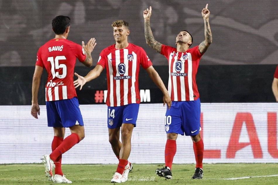 他非常审慎 他非常审慎