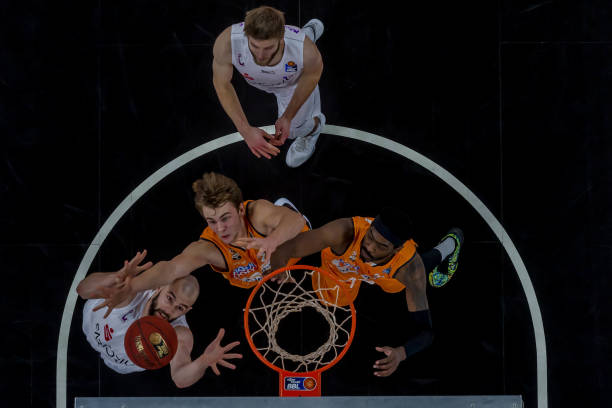 TA：道曼成为英超最年轻进球者是早晚的事，队友对他十分认可