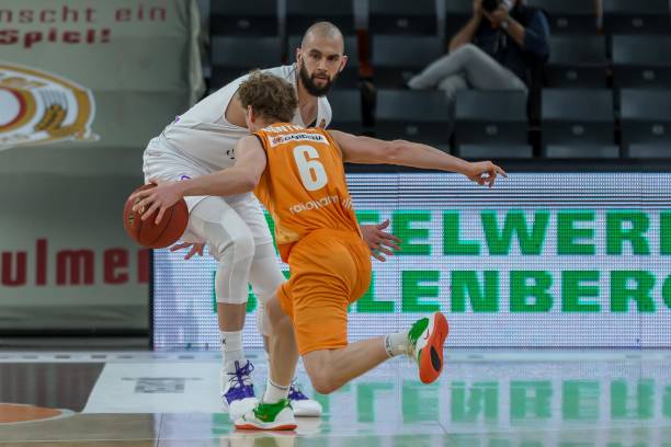 的争夺浪潮 的争夺浪潮